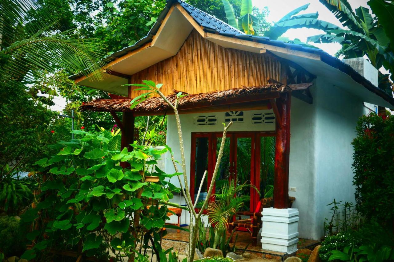 Sumatra Orangutan Discovery Villa Bukit Lawang Exterior photo