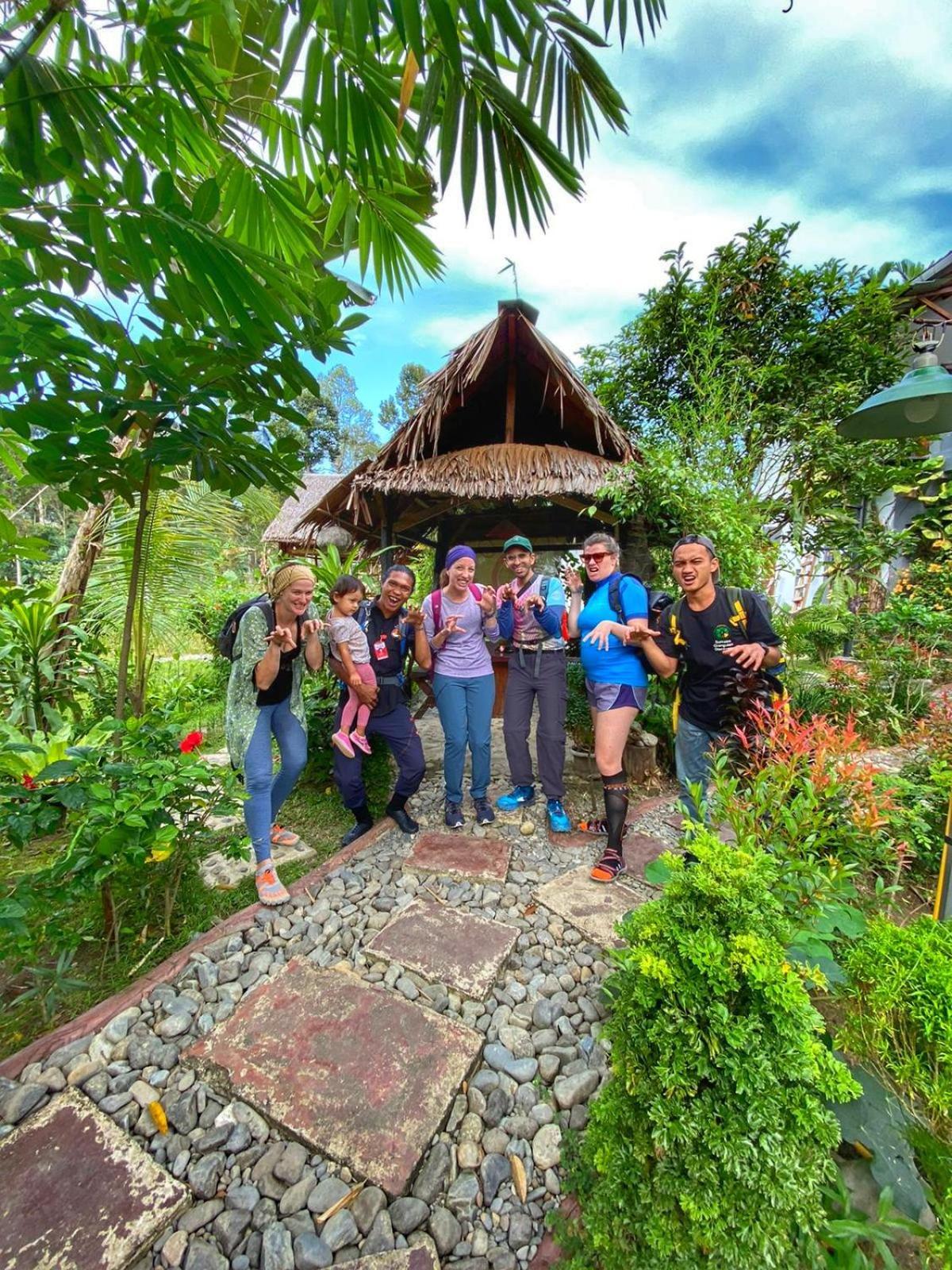 Sumatra Orangutan Discovery Villa Bukit Lawang Exterior photo